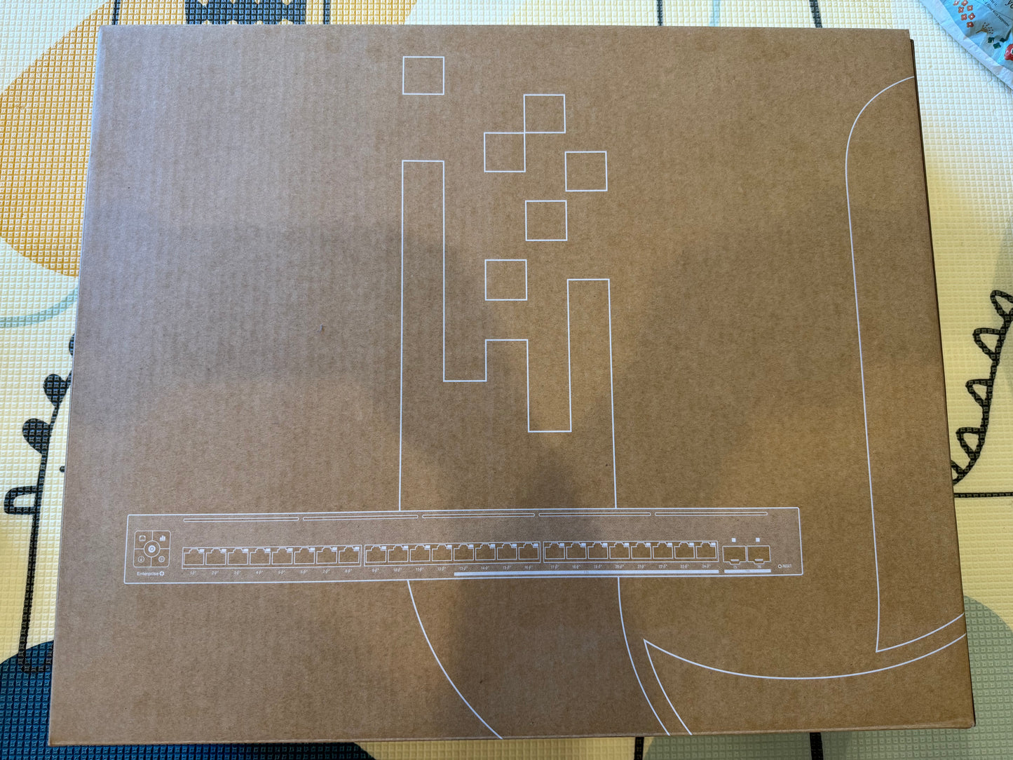 Pre-Owned Ubiquiti USW-Enterprise-24-PoE (400W) 12x2.5GbE PoE+ & 12xGbE PoE+ Enterprise Managed Layer 3 Switch